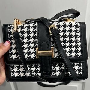 Olivia Miller Houndstooth crossbody bag in houndstooth print with gold detail